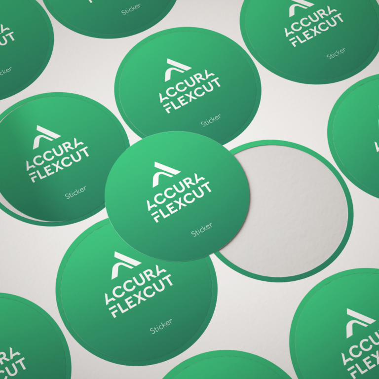 Sticker sheet custom cutting solution Accura Flexcut